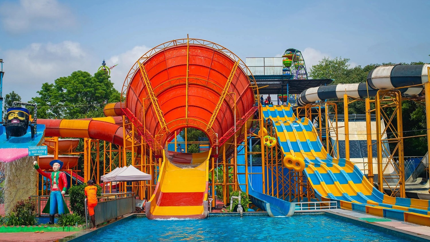 Fun World & Water World